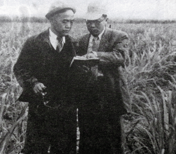 图4 李先闻与夏雨人(1952).JPG